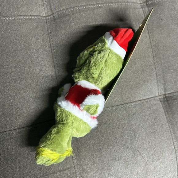 🎅🐕 The Grinch Plush Dog Toy🐕🎅 - Picture 4 of 5